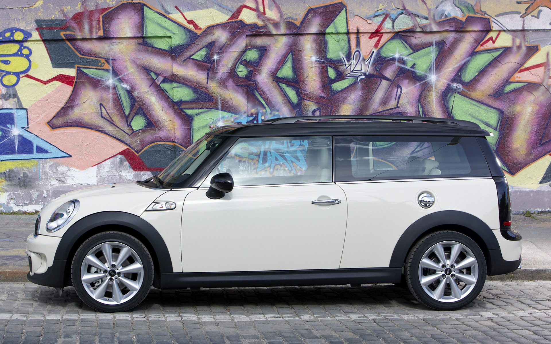 2010 Mini Cooper S Clubman - Wallpapers and HD Images | Car Pixel