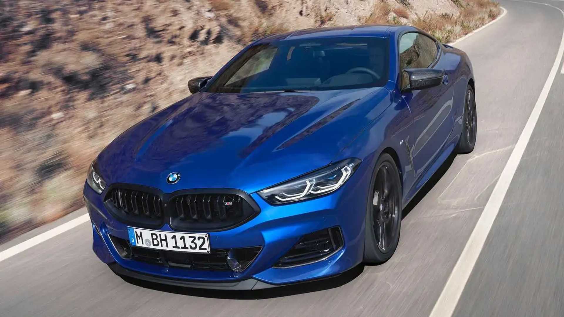 2023 BMW 8 Series Facelift Debuts Light-Up Grille, Larger Display