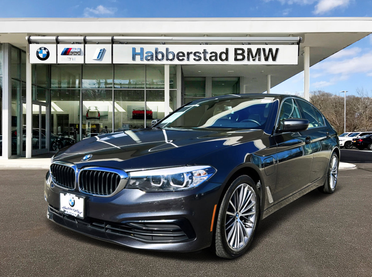 Pre-Owned 2020 BMW 5 Series 530e xDrive iPerformance 4dr Car in Bay Shore  #SB6329 | Habberstad BMW of Bay Shore