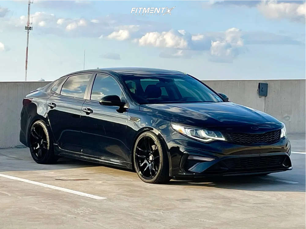 2019 Kia Optima LX with 19x8.5 ESR Cs8 and Federal 245x35 on Lowering  Springs | 1854217 | Fitment Industries