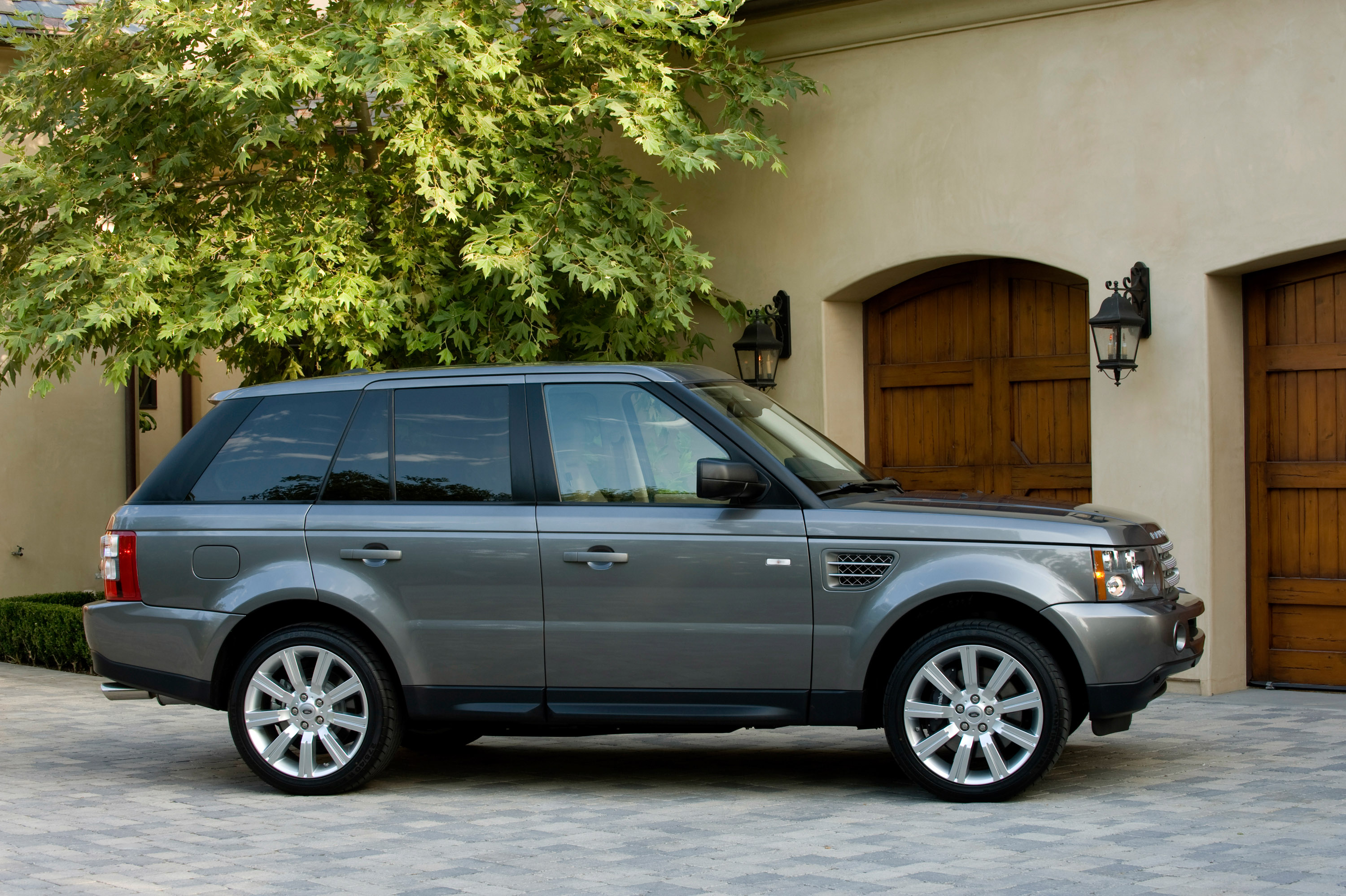 Range Rover Sport Supercharged (2009) - picture 13 of 15