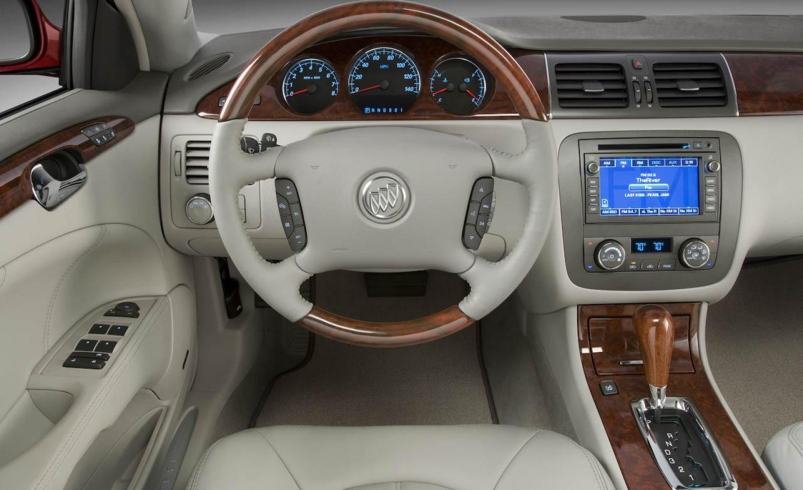 2009 Buick Lucerne - Information and photos - Neo Drive