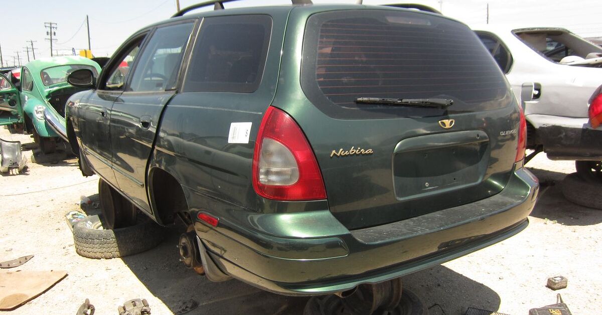 Junkyard Find: 2000 Daewoo Nubira Station Wagon | The Truth About Cars