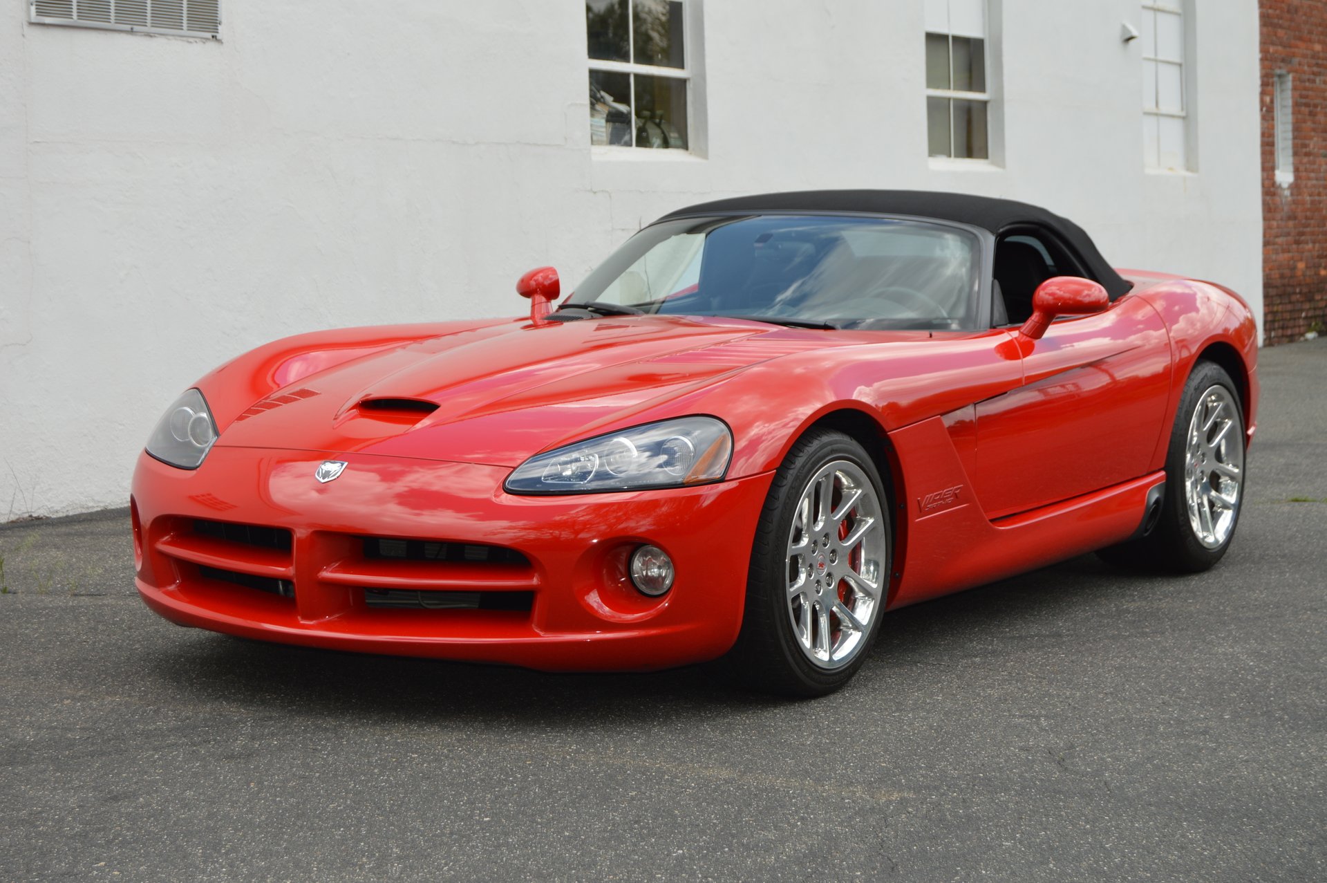 2003 Dodge Viper | Mutual Enterprises Inc