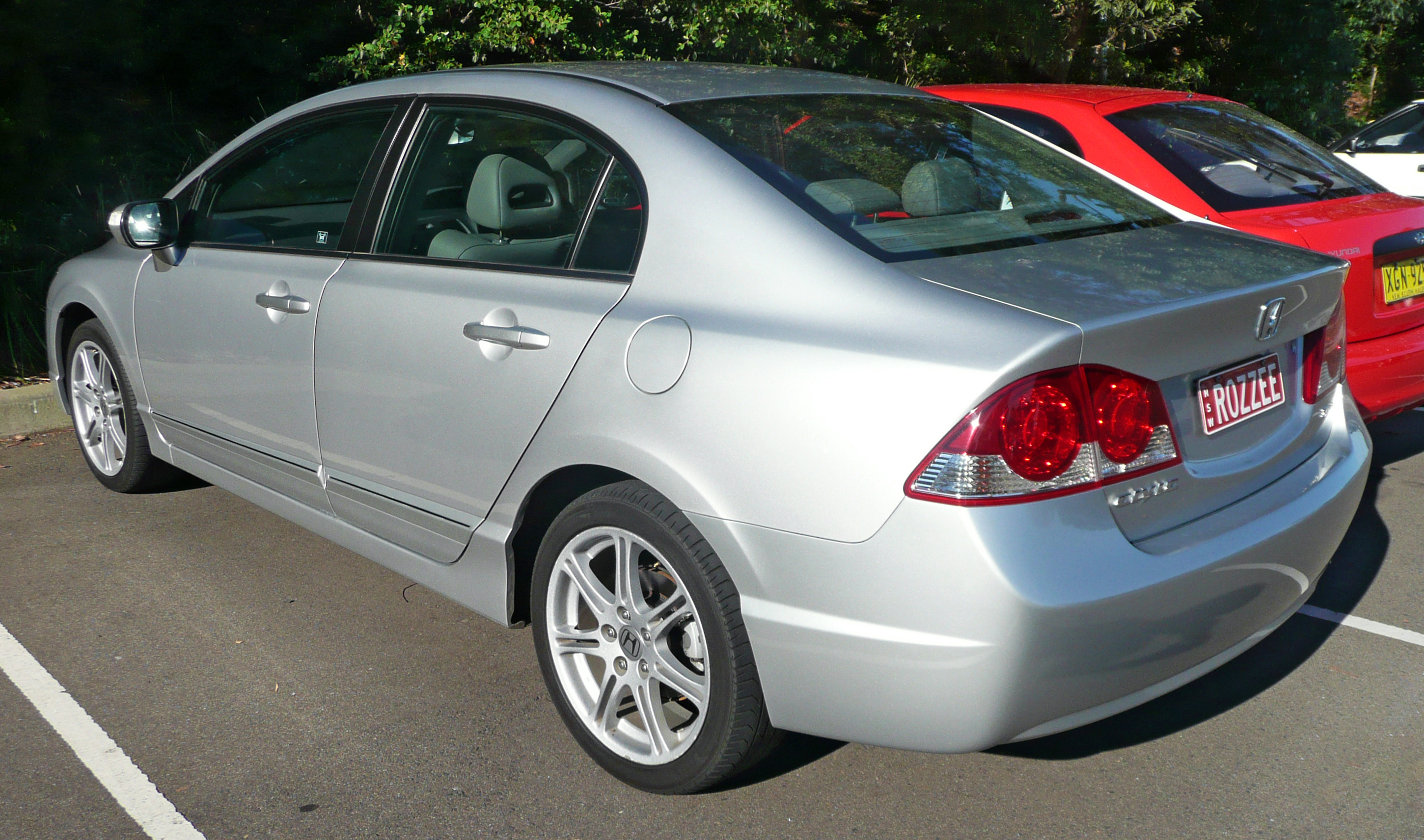 File:2006-2009 Honda Civic Sport sedan 01.jpg - Wikimedia Commons