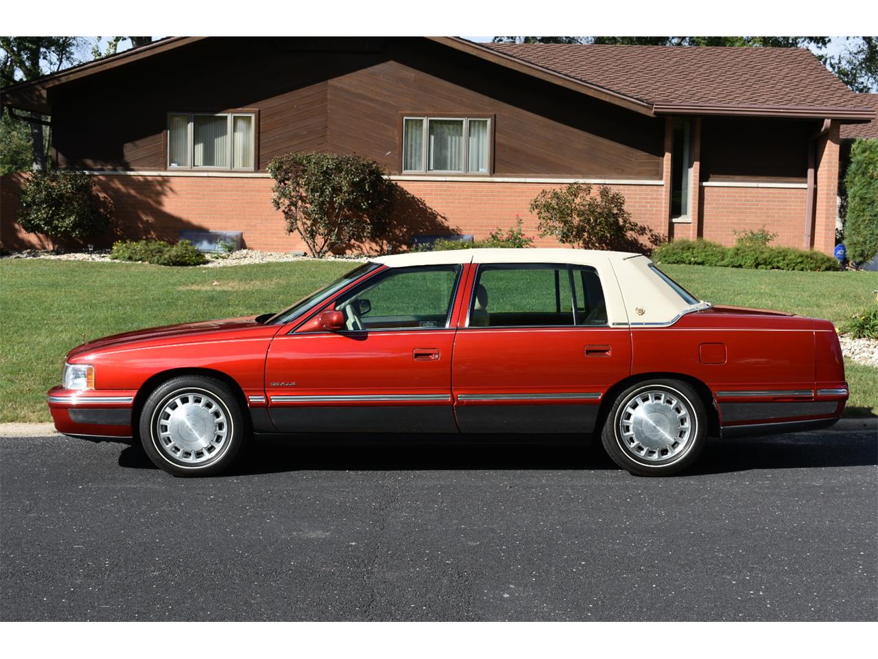 1997 Cadillac DeVille for Sale | ClassicCars.com | CC-1538410