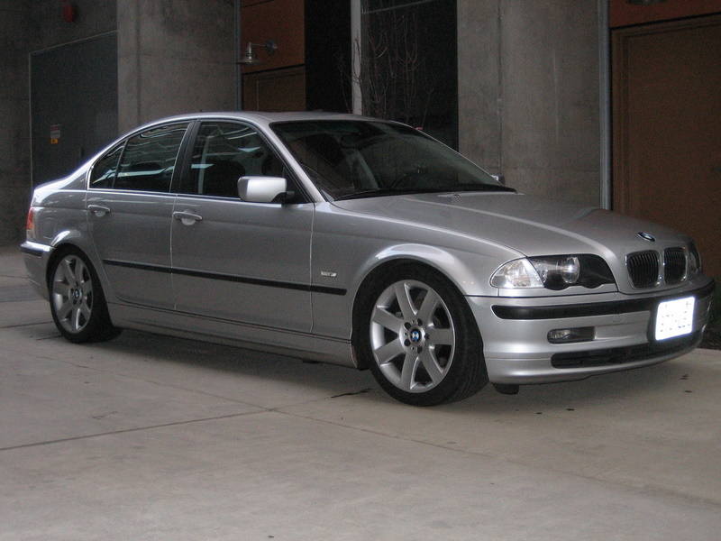 File:2000 BMW 328i E46.JPG - Wikimedia Commons