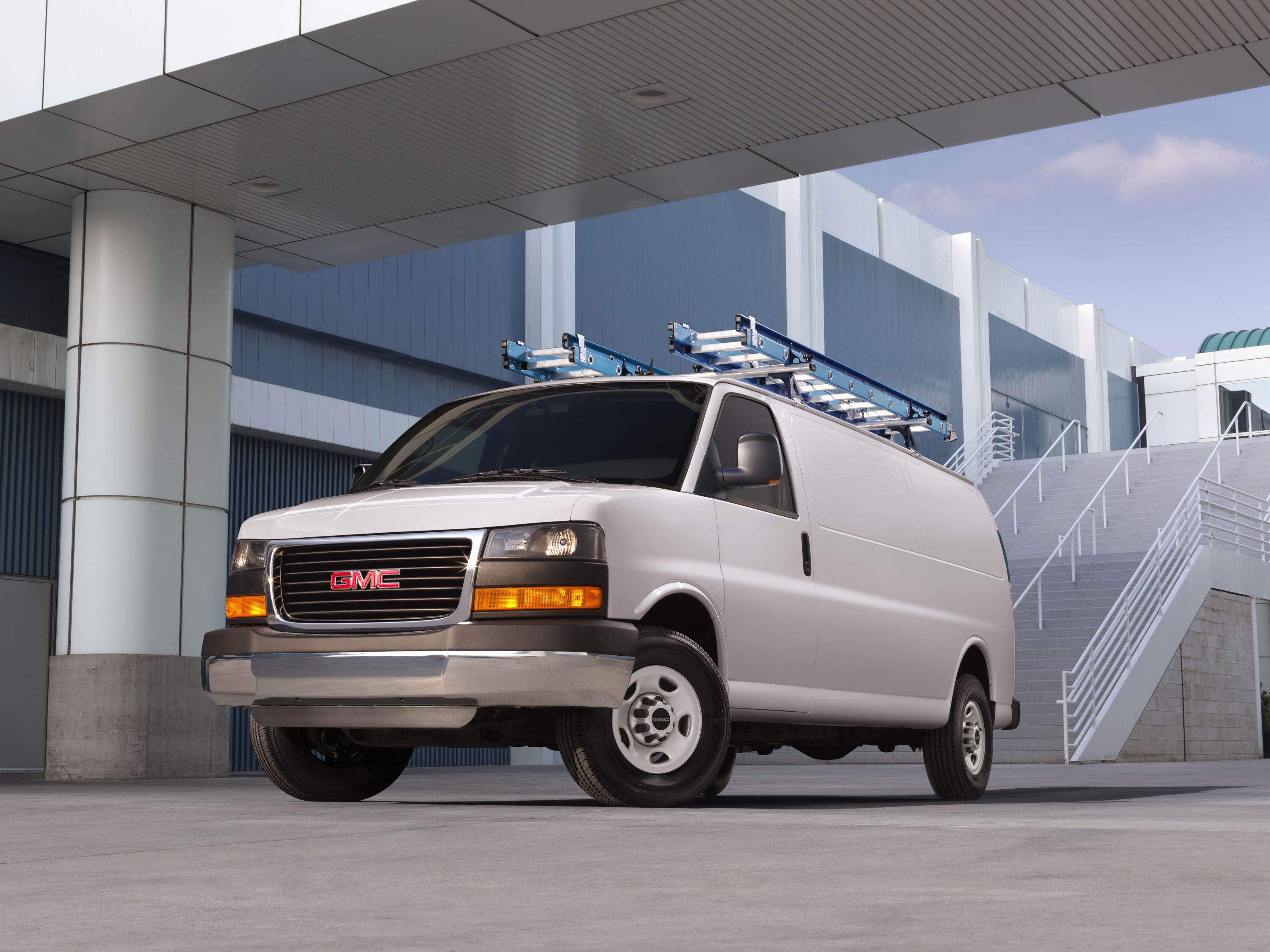 2021 GMC Savana Review, Pricing, and Specs