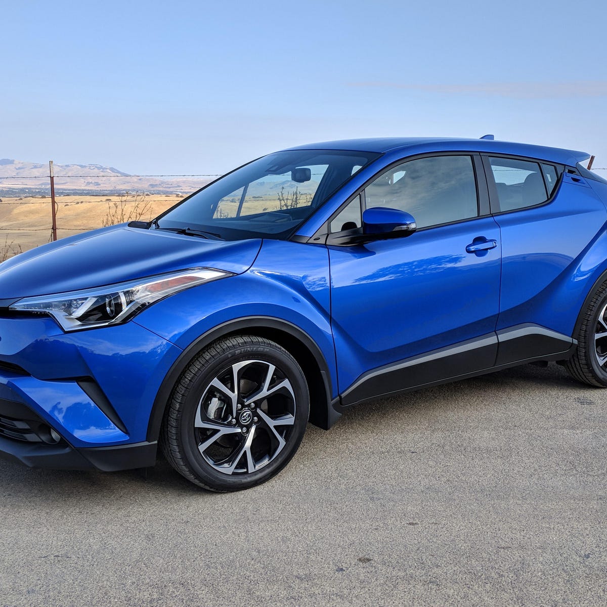 2018 Toyota C-HR review: ratings, photos, specs, video, features, more -  CNET