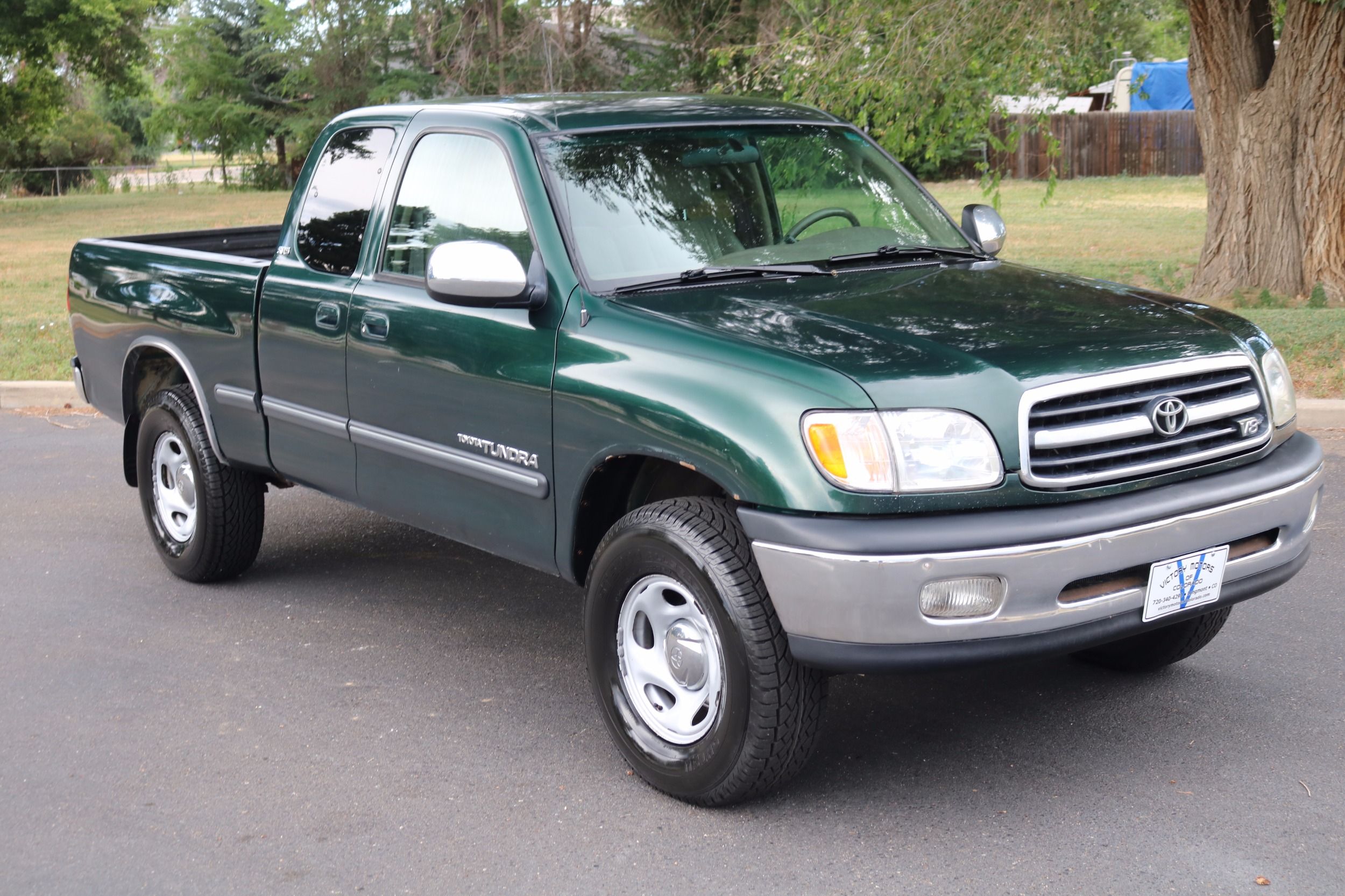 2000 Toyota Tundra Photos