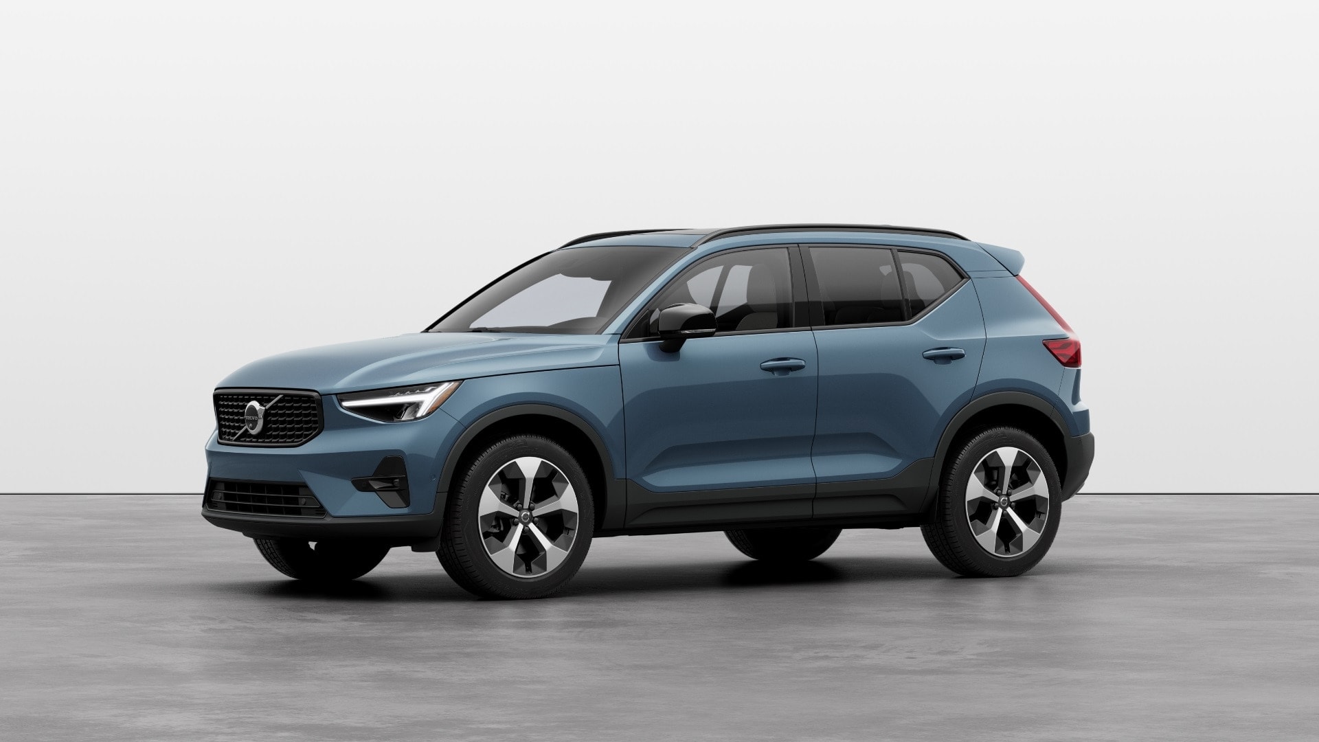 New 2023 Volvo XC40 For Sale at Betten Volvo Cars | VIN: 00000000010832973