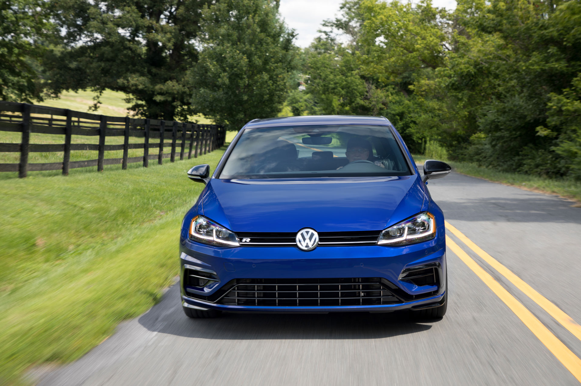 Golf R dropped from 2020 Volkswagen Golf lineup