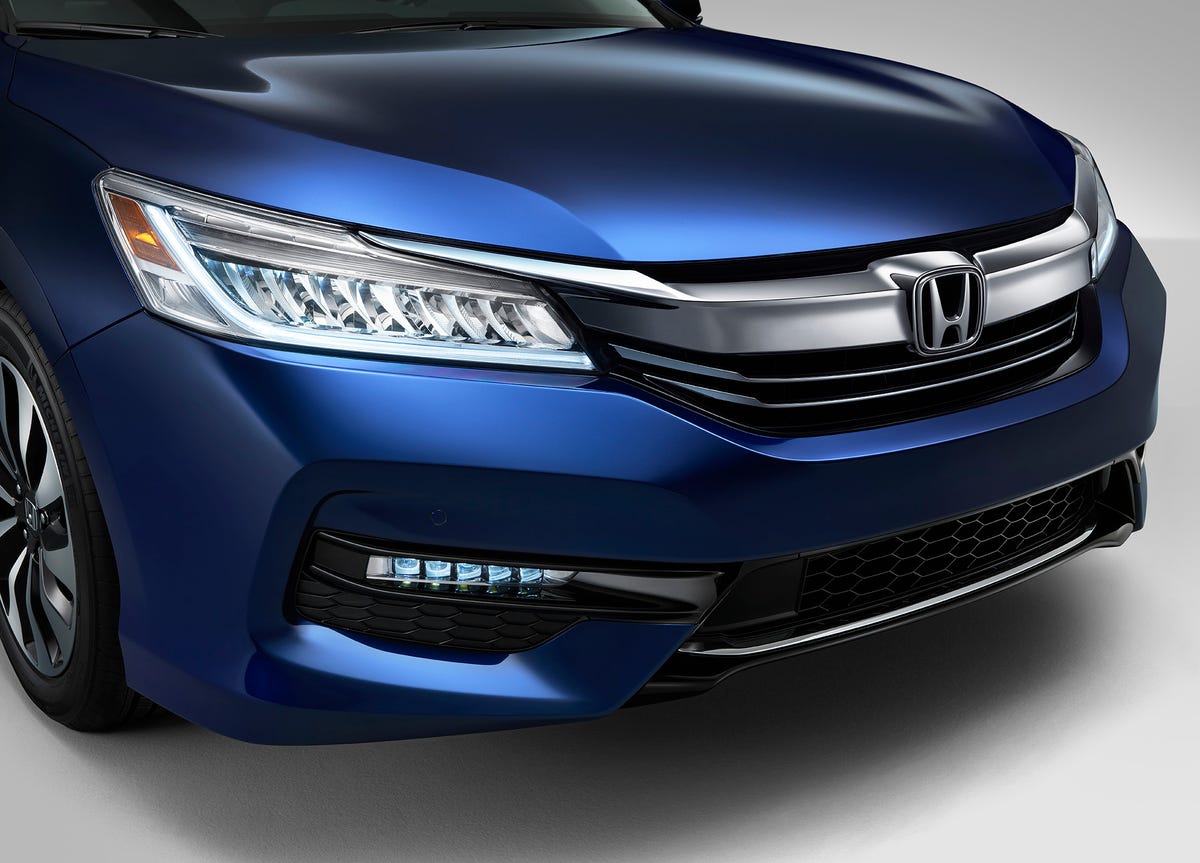 Sensibly green: Honda reintroduces Accord Hybrid for 2017 - CNET