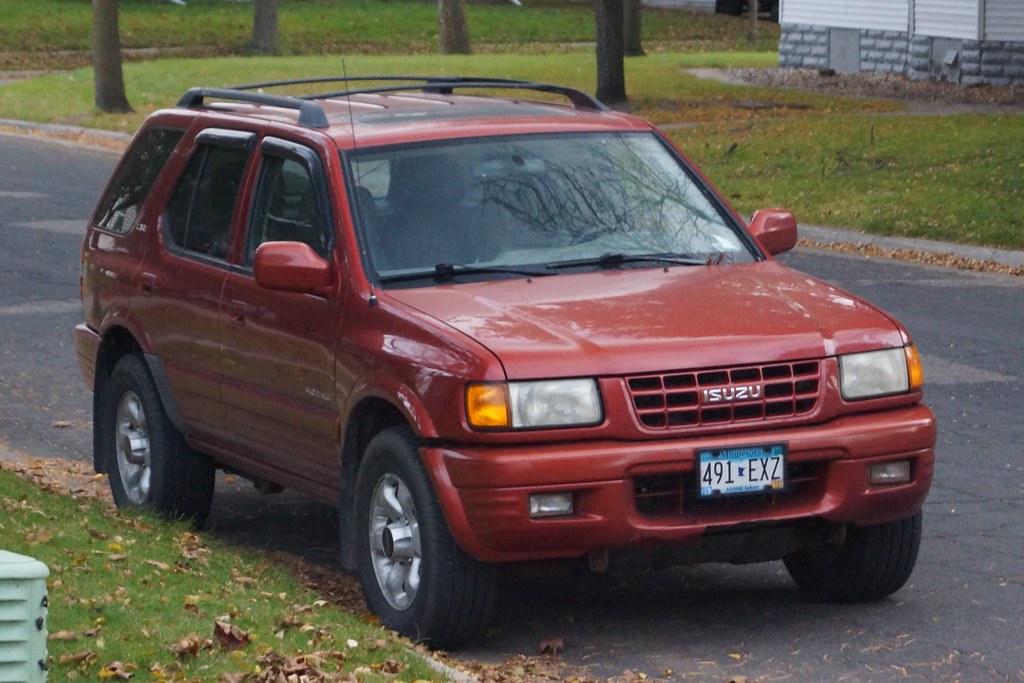 1999 Isuzu Rodeo | Click here for more car pictures at my Fl… | Flickr