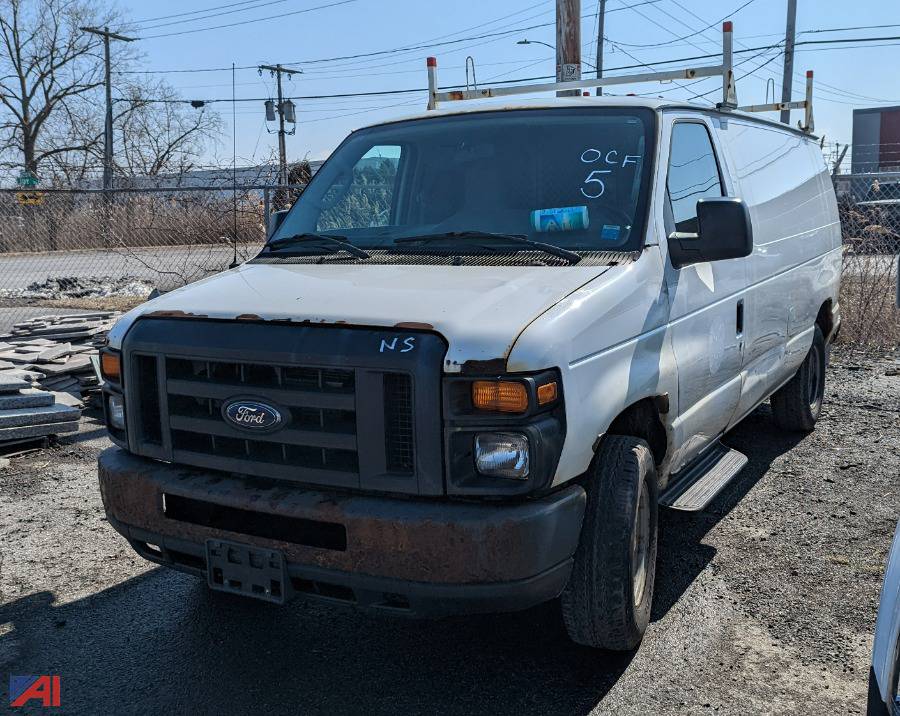 Auctions International - Auction: Onondaga County Surplus Vehicles-NY  #28123 ITEM: 2012 Ford E250 Van