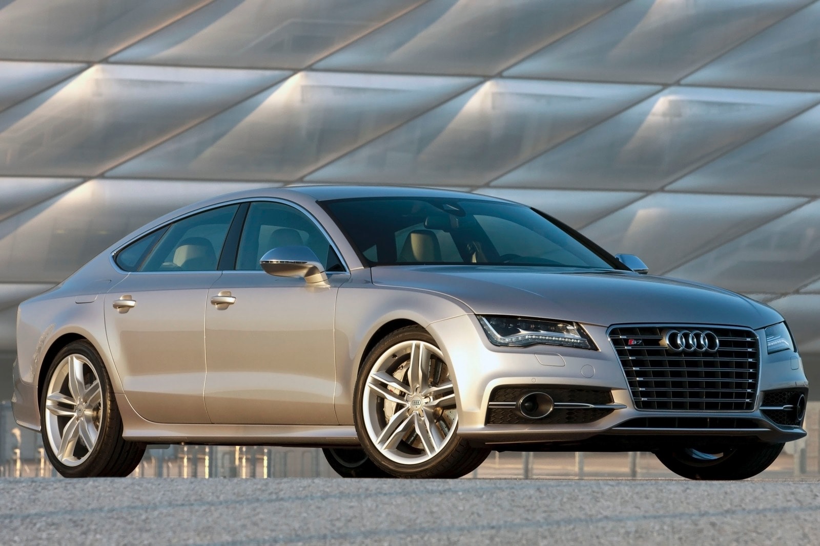 2013 Audi S7 Review & Ratings | Edmunds