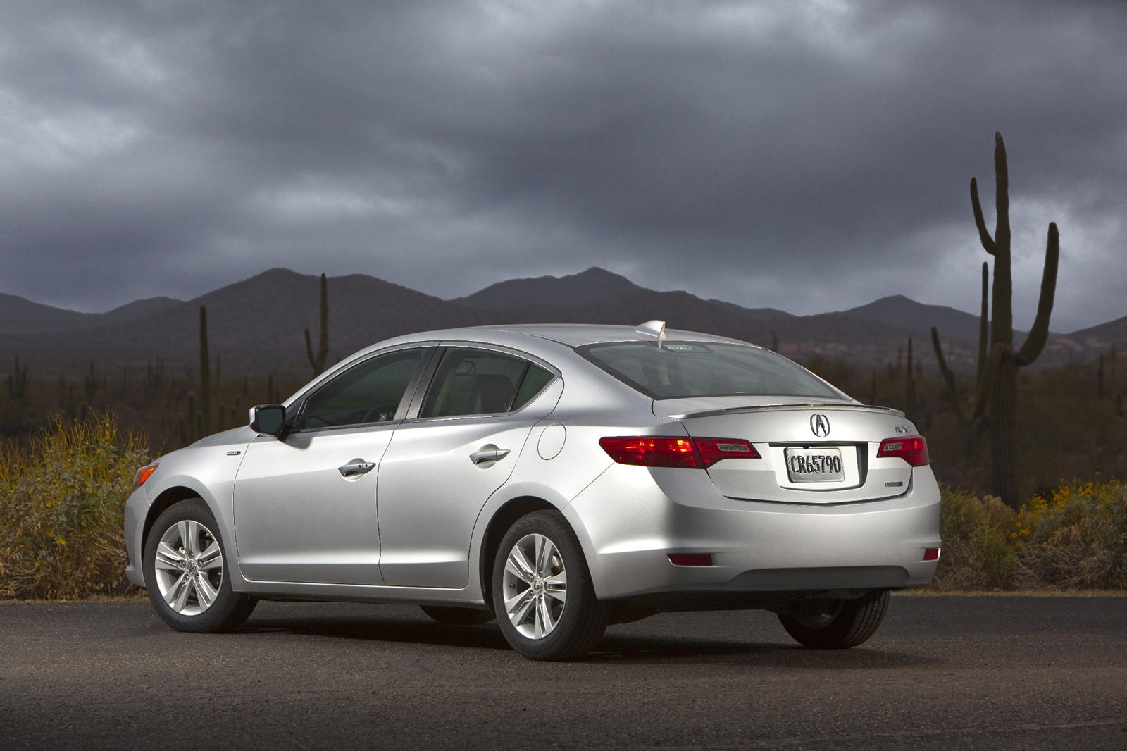 2014 Acura ILX Hybrid Exterior Photos | CarBuzz