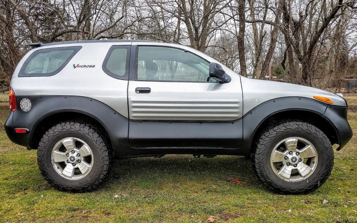 1 of 135: 2000 Isuzu VehiCROSS 4×4 | Barn Finds