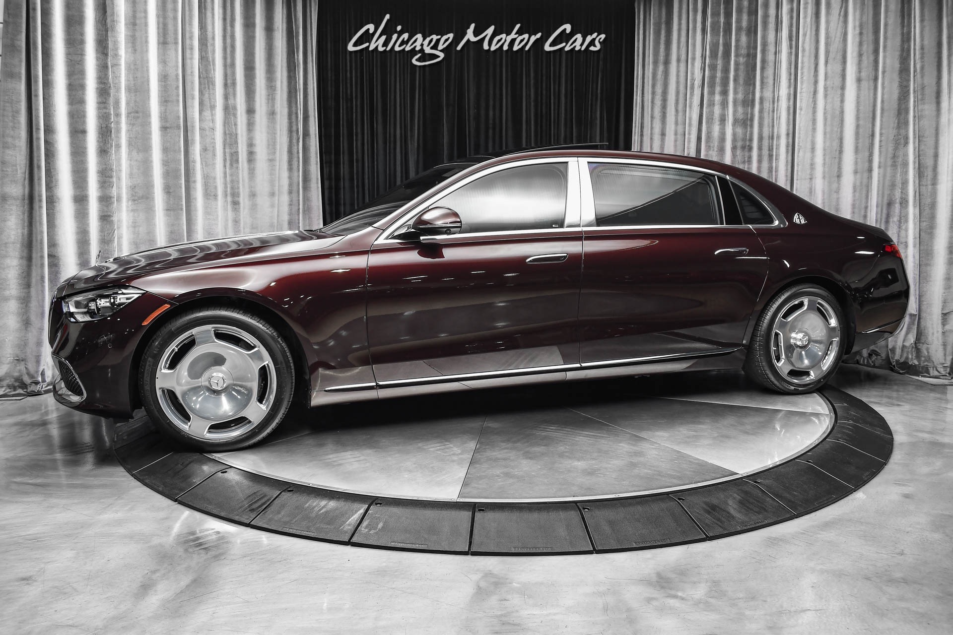 Used 2022 Mercedes-Benz S580 Maybach 4Matic Sedan ONLY 500 Miles! Flowing  Lines Trim! Gorgeous Color Combo! For Sale ($219,800) | Chicago Motor Cars  Stock #19459