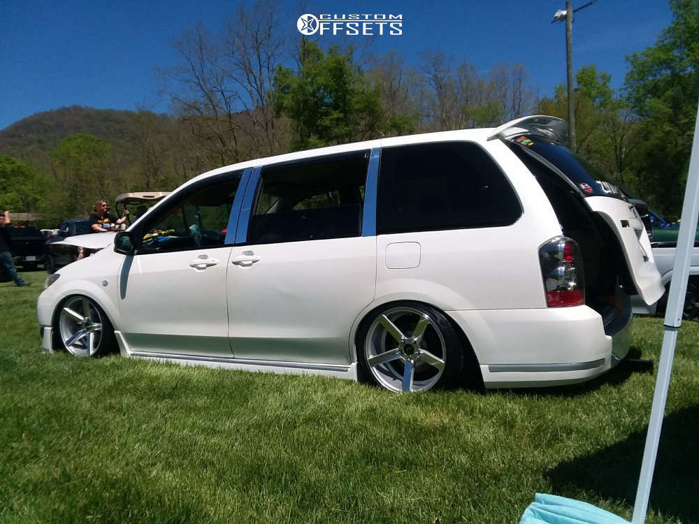 2006 Mazda MPV with 18x8.5 32 JNC Jnc026 and 225/40R18 Federal SS595 and  Air Suspension | Custom Offsets
