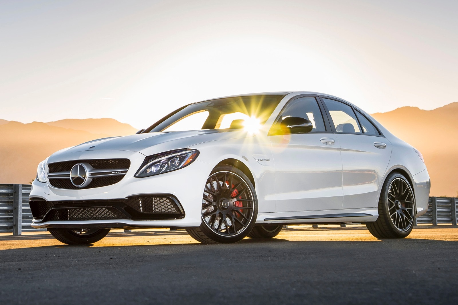 2016 Mercedes-Benz C-Class Review & Ratings | Edmunds