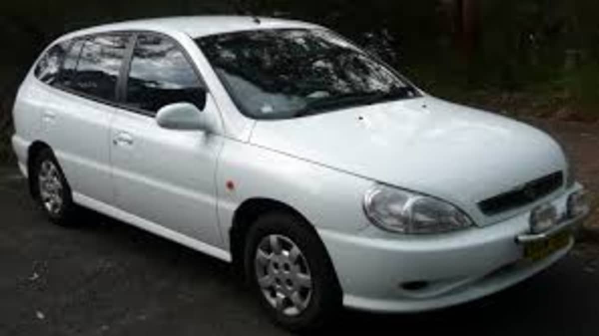 2003 Kia Rio - Drive