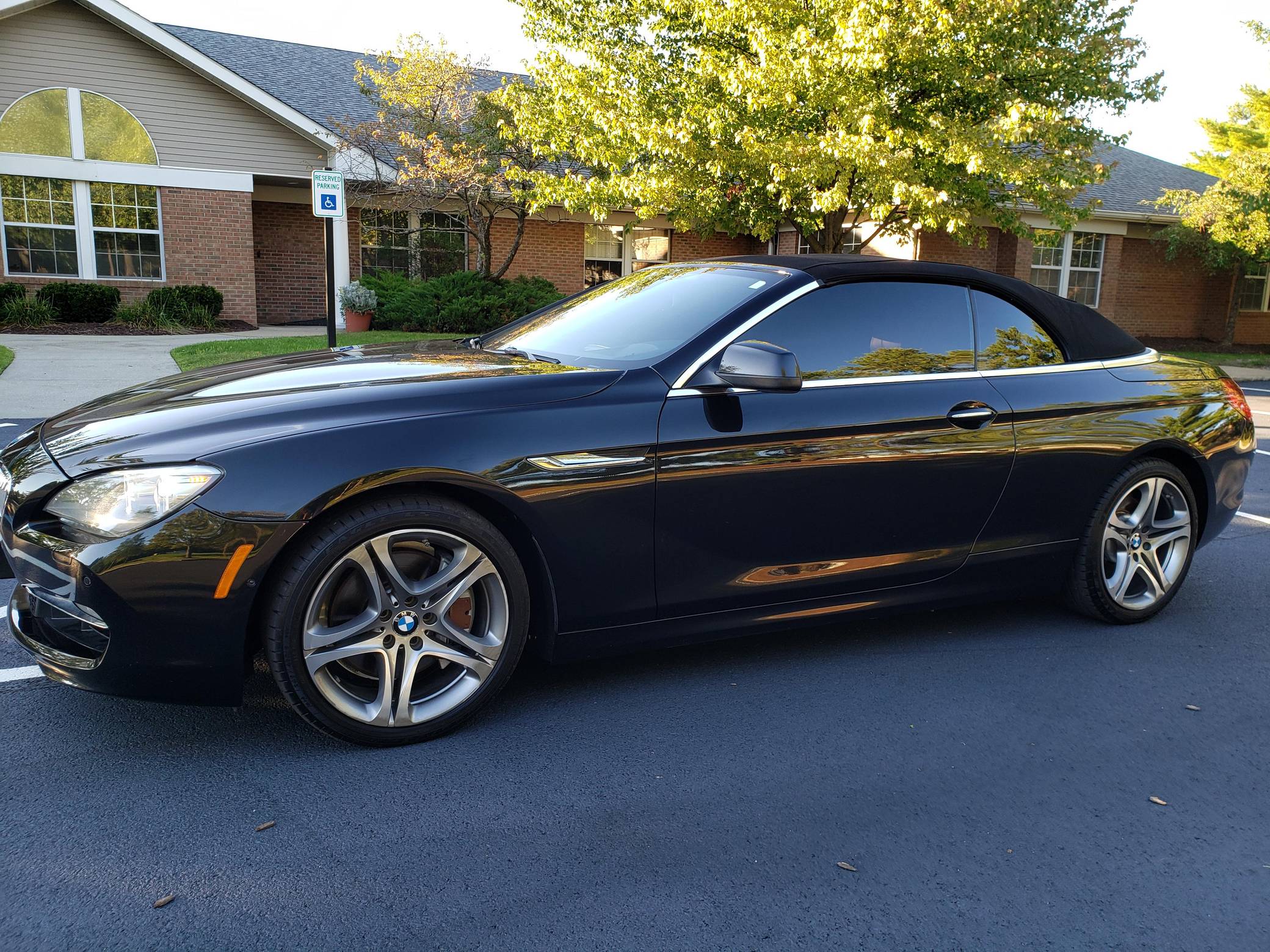 2012 BMW 650i Convertible auction - Cars & Bids