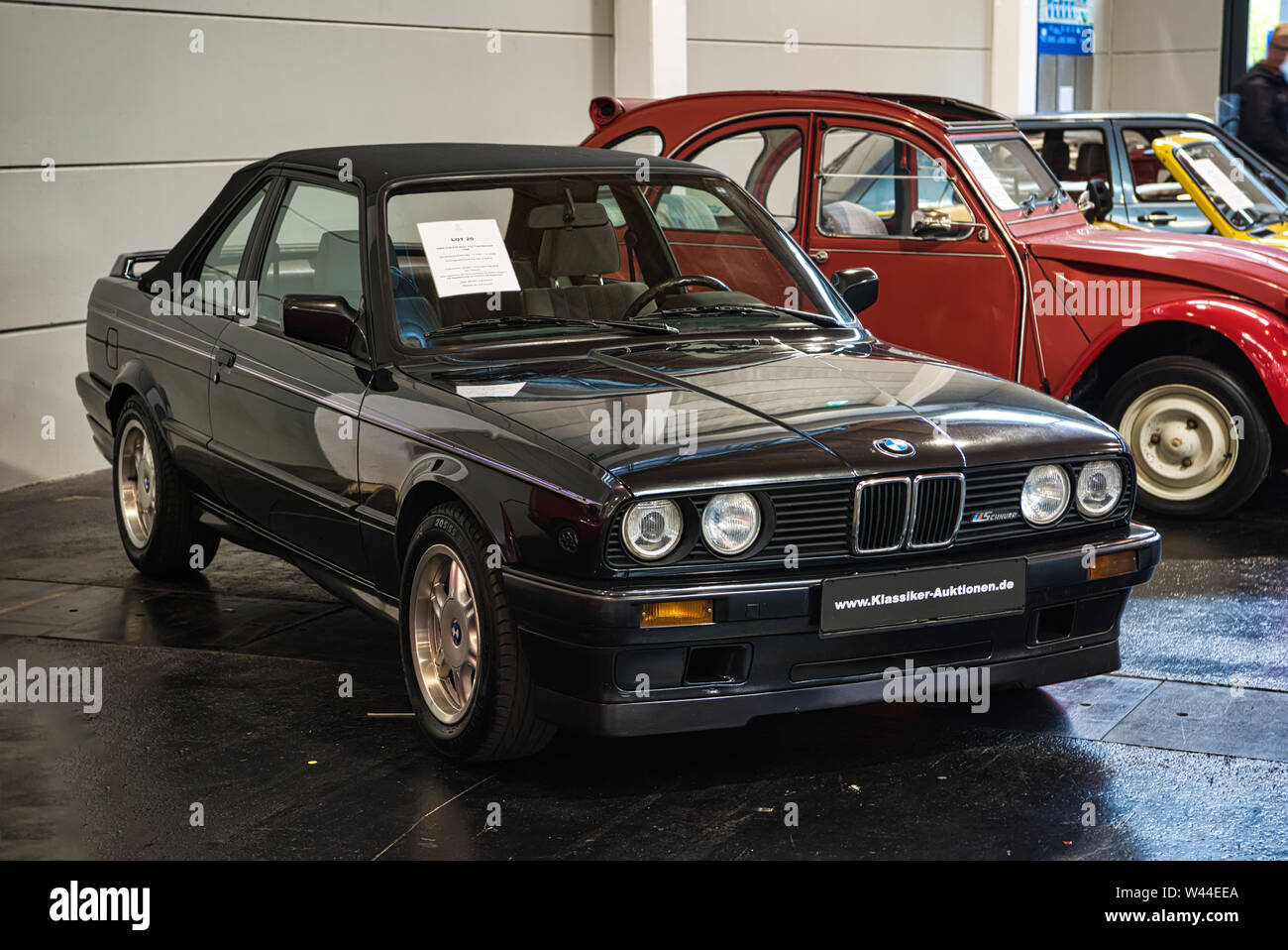 Bmw 318i hi-res stock photography and images - Alamy