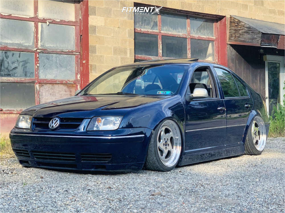 2002 Volkswagen Jetta GLX with 18x8.5 Carline Cm6 and Nankang 205x40 on Air  Suspension | 783689 | Fitment Industries