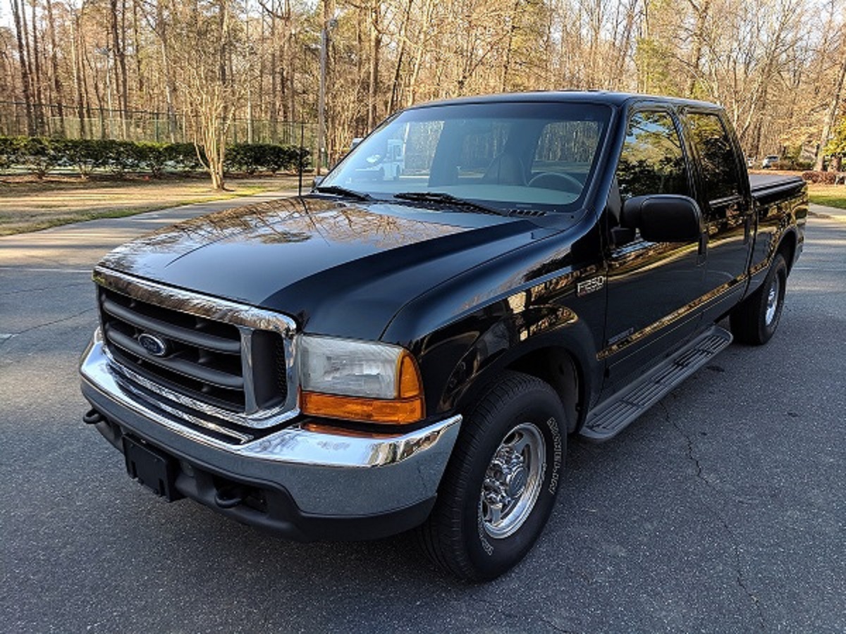 TOAL: 2001 Ford F-250 Super Duty Crew Cab Lariat – Still Crazy (About It)  After All These Years | Curbside Classic