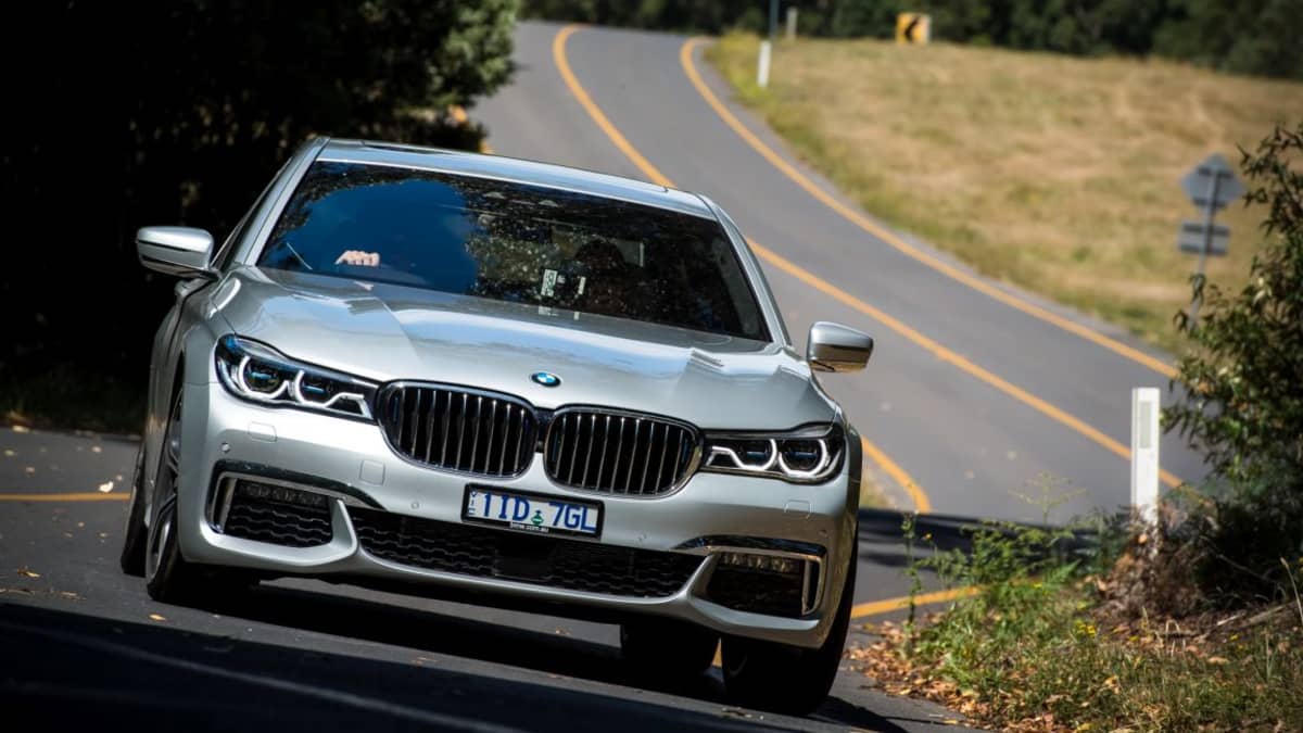2017 BMW 740e new car review - Drive