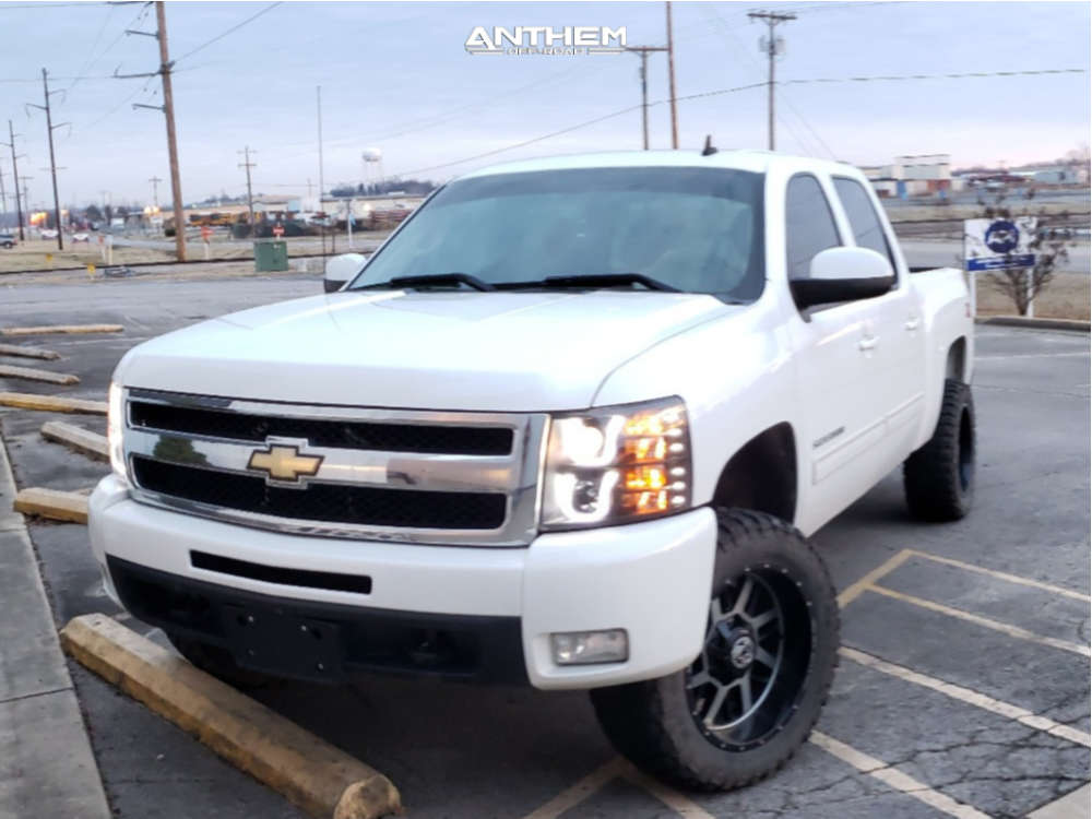 2010 Chevrolet Silverado 1500 Wheel Offset Aggressive > 1" Outside Fender  Suspension Lift 3.5" | 844419 | Anthem Off-Road