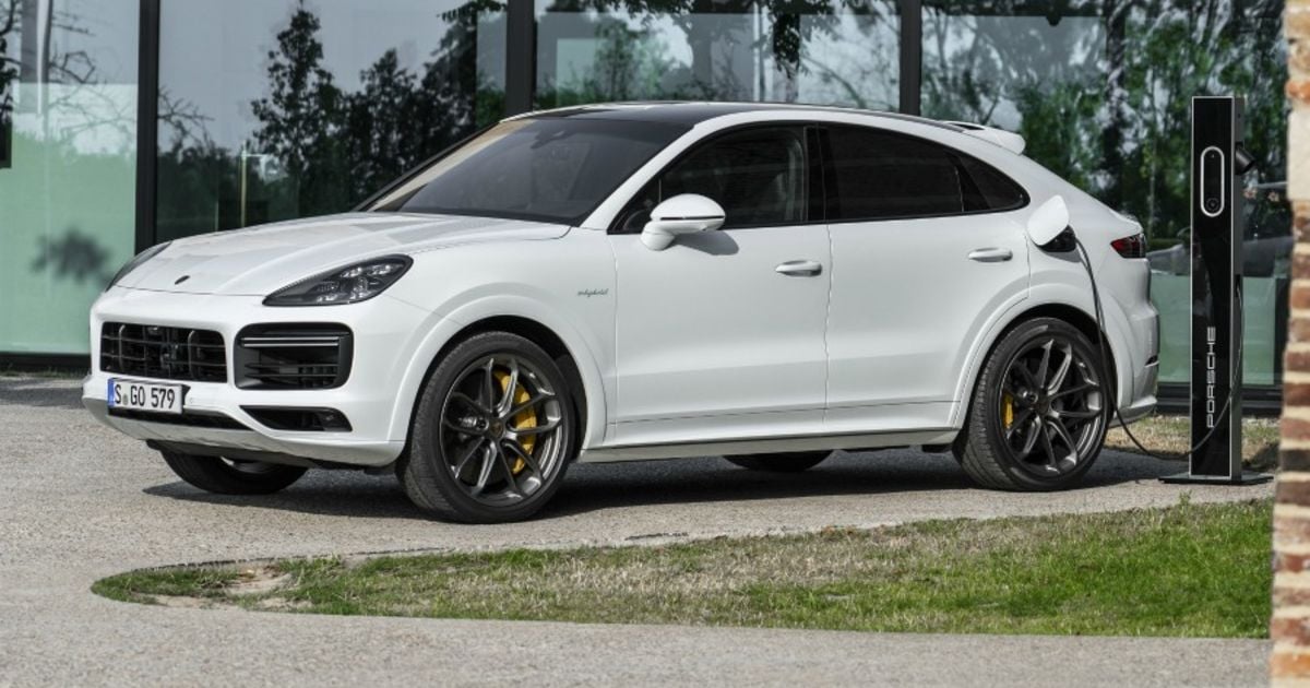 Porsche adds plug-in hybrid option to Cayenne coupe | Automotive News Europe
