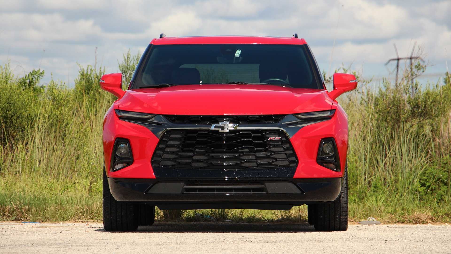 2020 Chevrolet Blazer RS: Pros And Cons