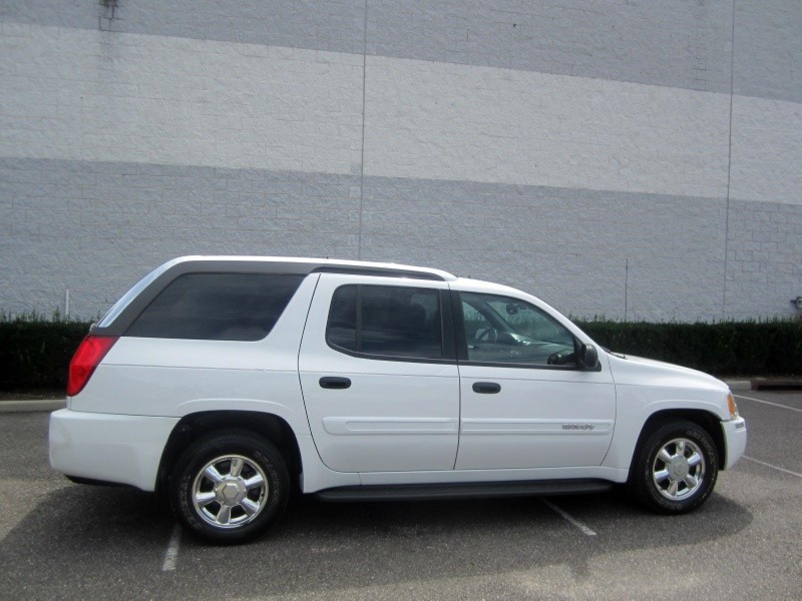 2005 GMC Envoy XUV - Information and photos - Neo Drive
