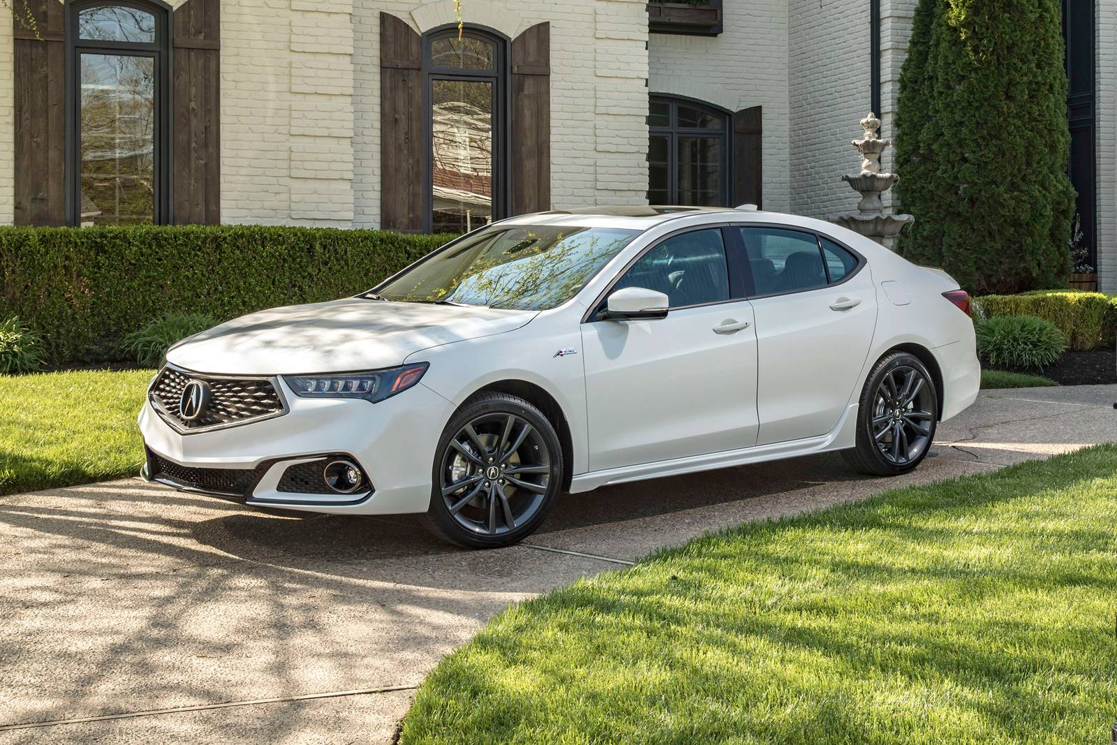2018 Acura TLX Review & Ratings | Edmunds