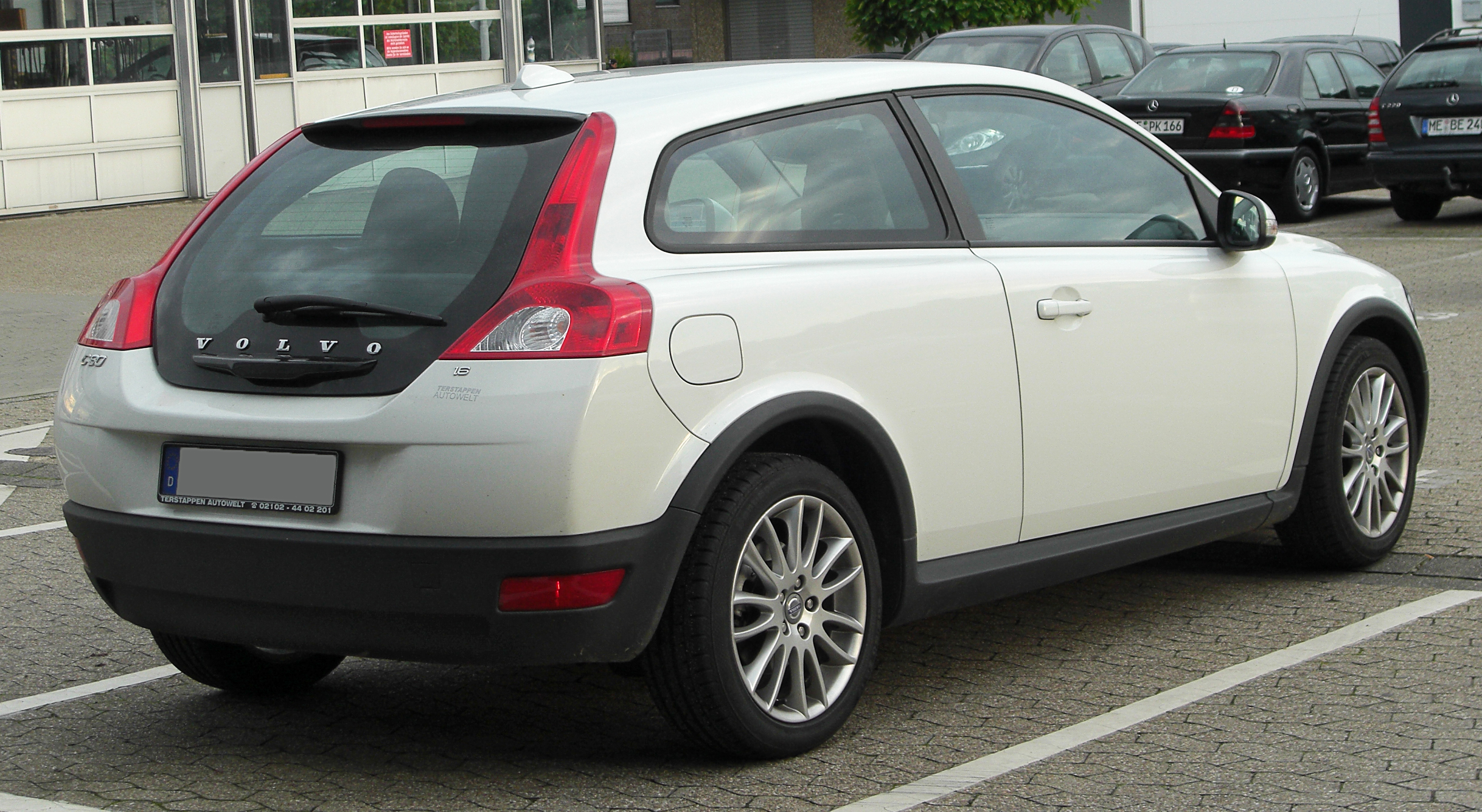 File:Volvo C30 1.6 rear 20100918.jpg - Wikimedia Commons