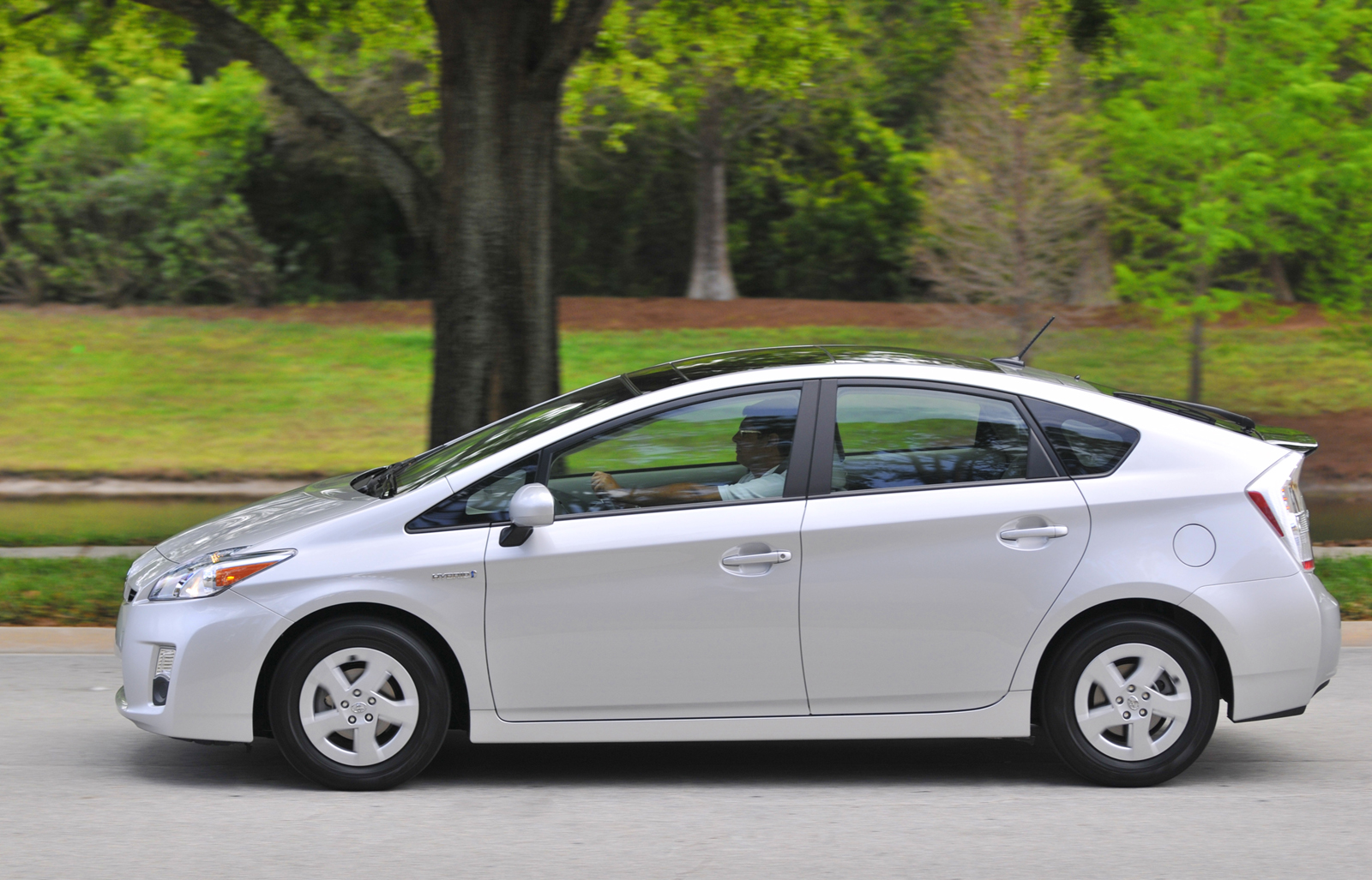 2010 Toyota Prius Review, Ratings, Specs, Prices, and Photos - The Car  Connection