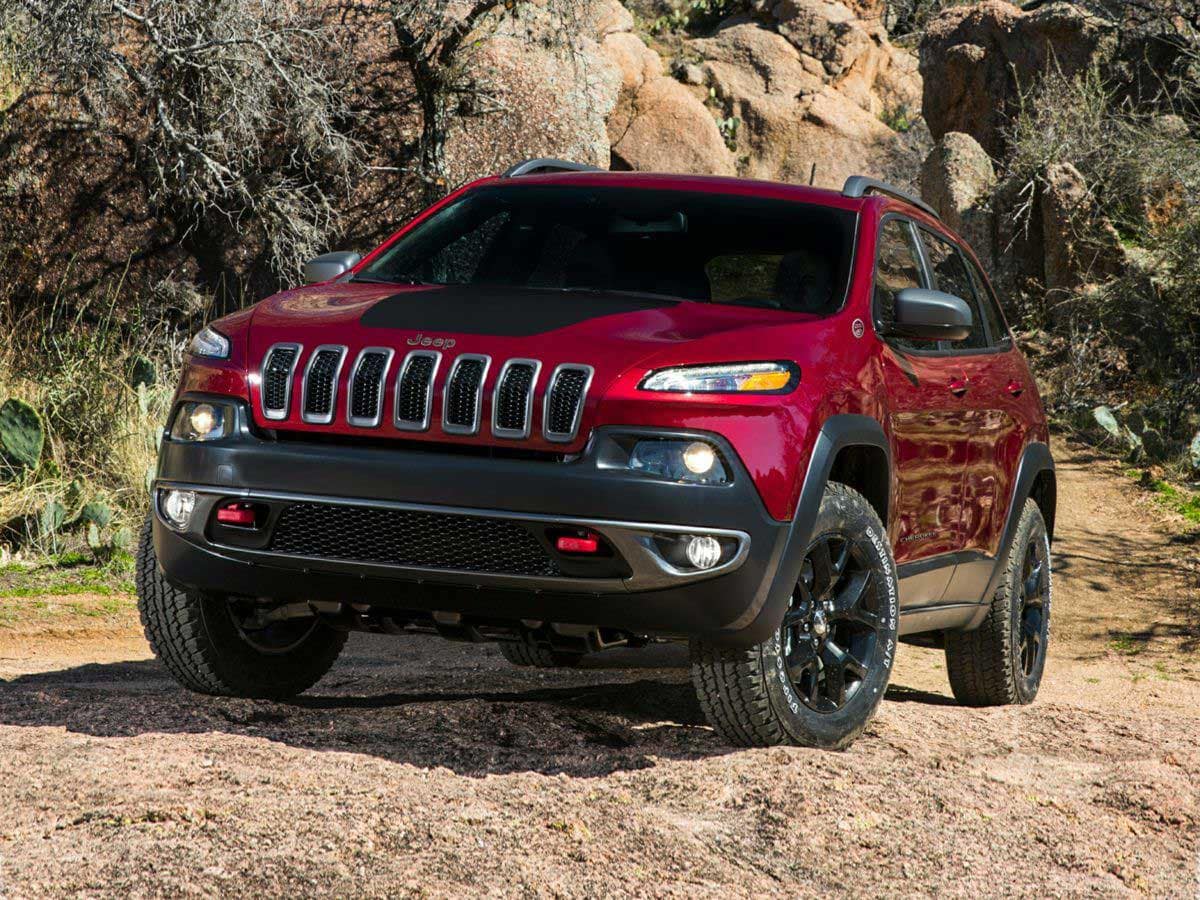 9 Reasons to Love the 2015 Jeep Cherokee Trailhawk | Kendall Dodge Chrysler  Jeep Ram