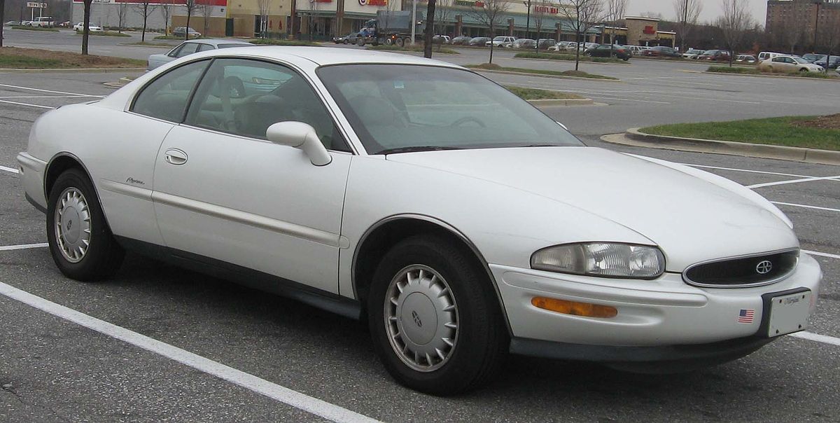 File:95-99 Buick Riviera.jpg - Wikipedia