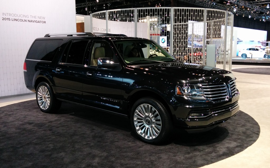 Lincoln Reveals 2015 Navigator Online - The Car Guide