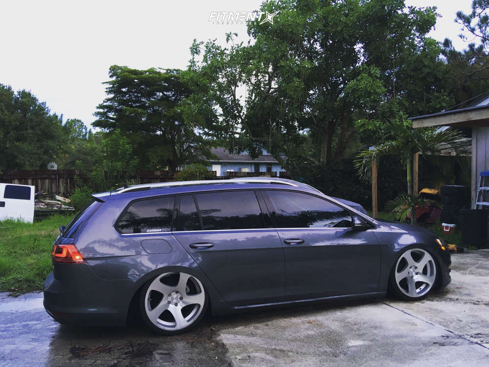 2015 Volkswagen Golf SportWagen TDI SEL with 19x8.5 Rotiform Tmb and Toyo  Tires 225x35 on Air Suspension | 733201 | Fitment Industries