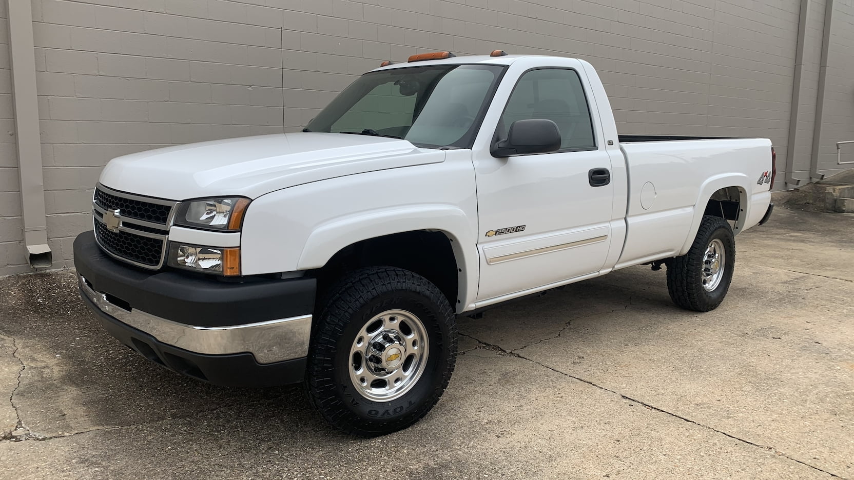 2007 Chevrolet Silverado 2500 HD Pickup | S76 | Dallas 2020