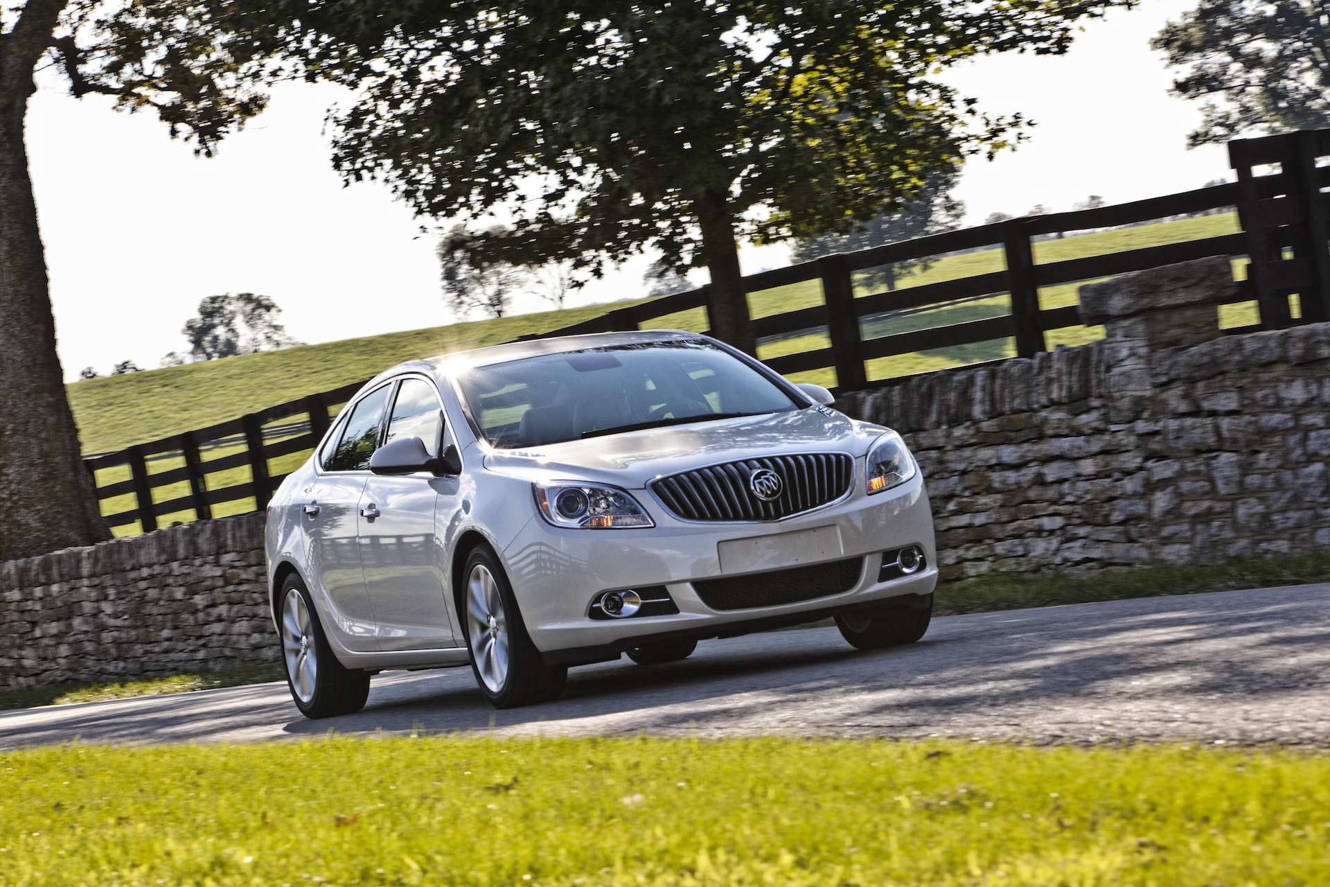 2016 Buick Verano Review, Ratings, Specs, Prices, and Photos - The Car  Connection