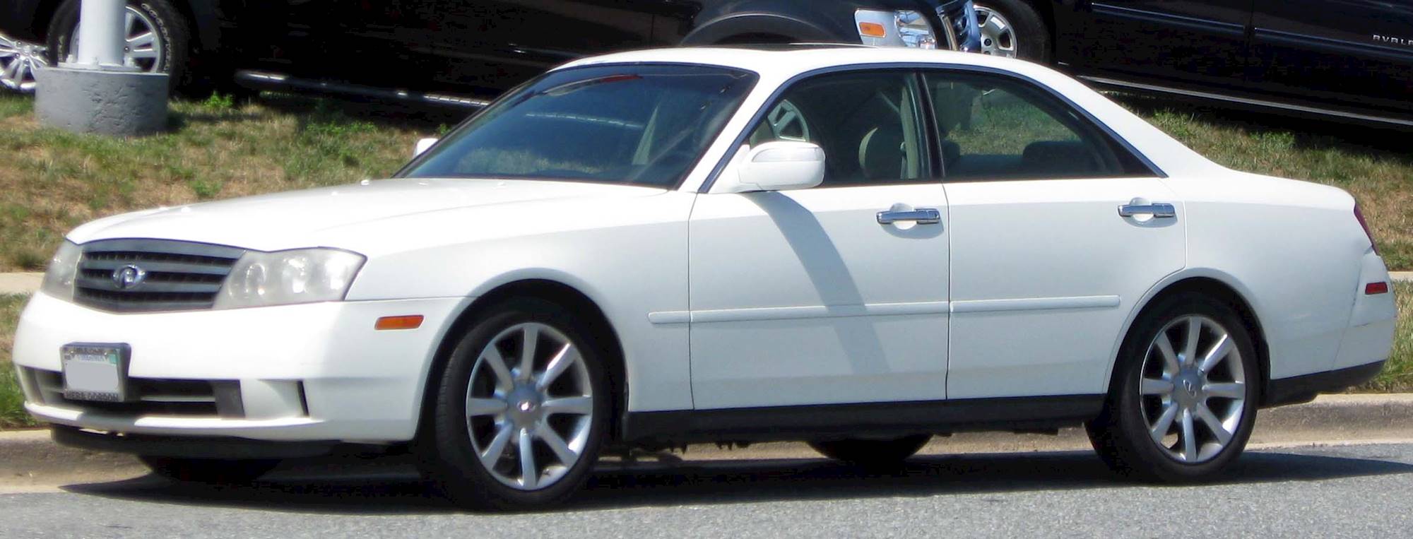 2004 Infiniti M45 Base - Sedan 4.5L V8 auto