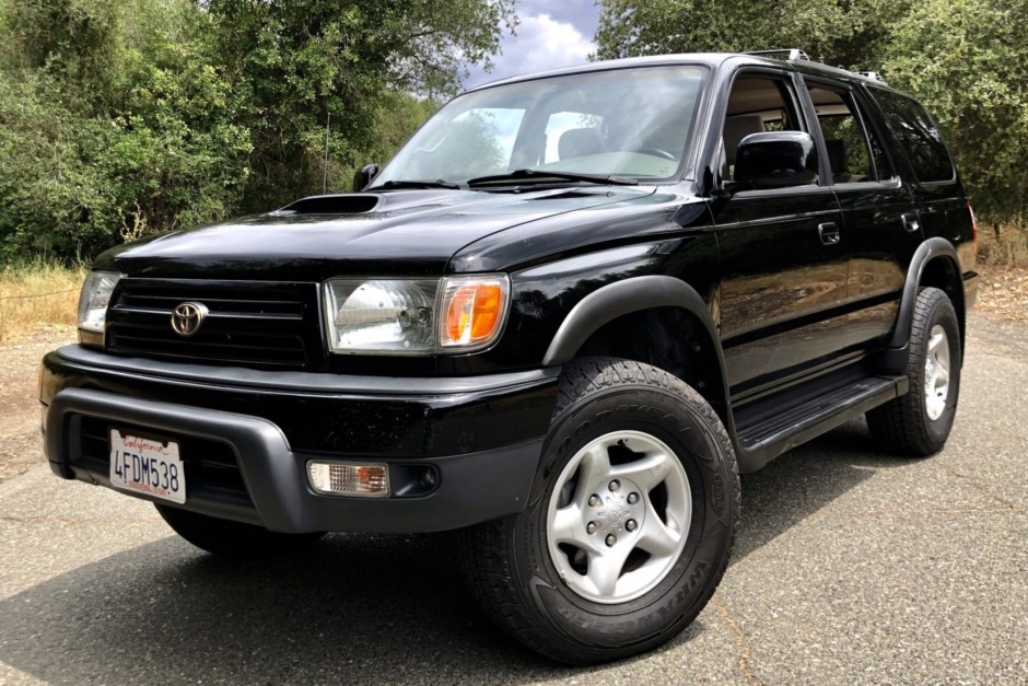 1999 Toyota 4Runner SR5 Sport 4WD 5-Speed for sale on BaT Auctions - sold  for $14,500 on June 10, 2020 (Lot #32,519) | Bring a Trailer