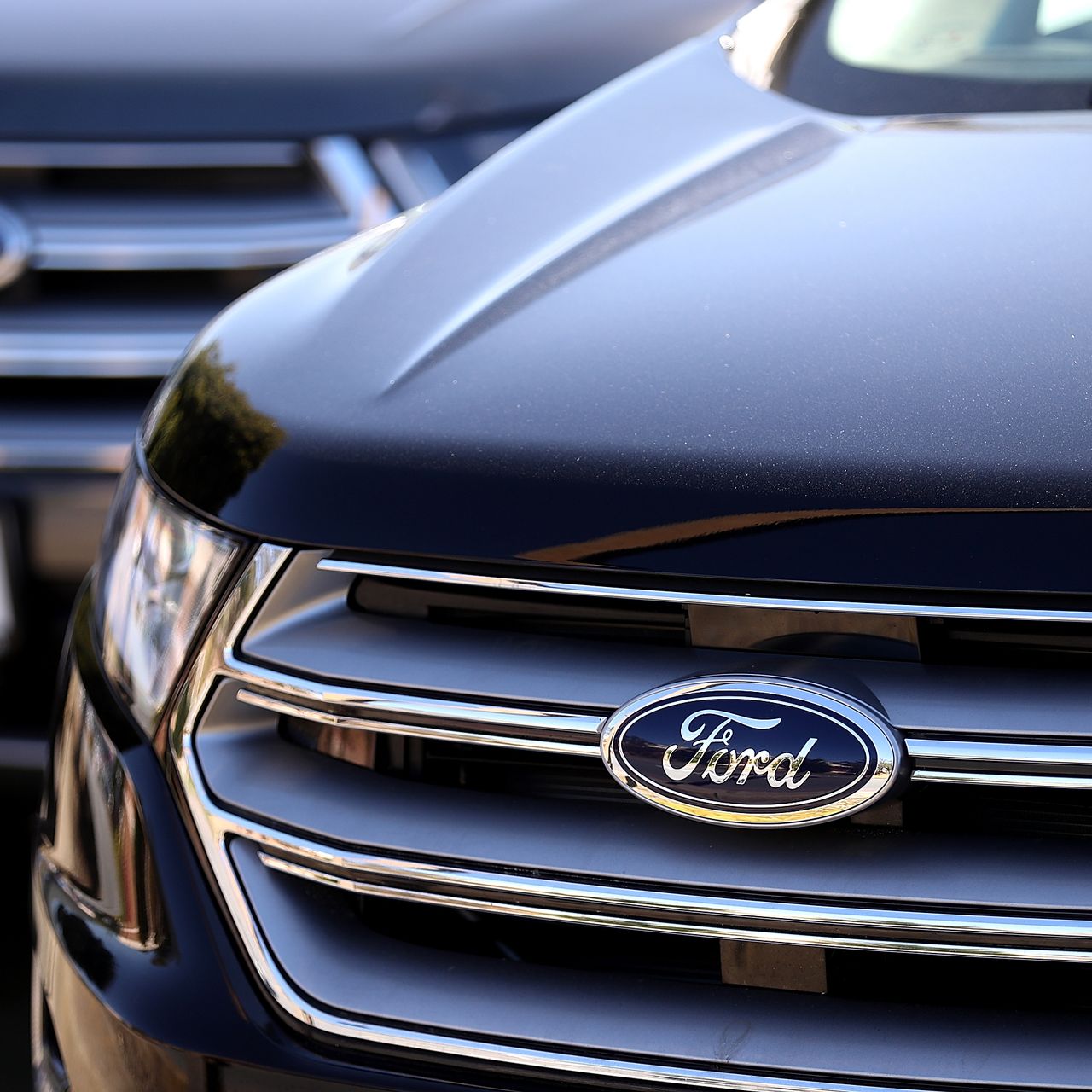Ford's Deliveries Fall Again and It's Spending Like Crazy. The Stock Is  Rising. | Barron's
