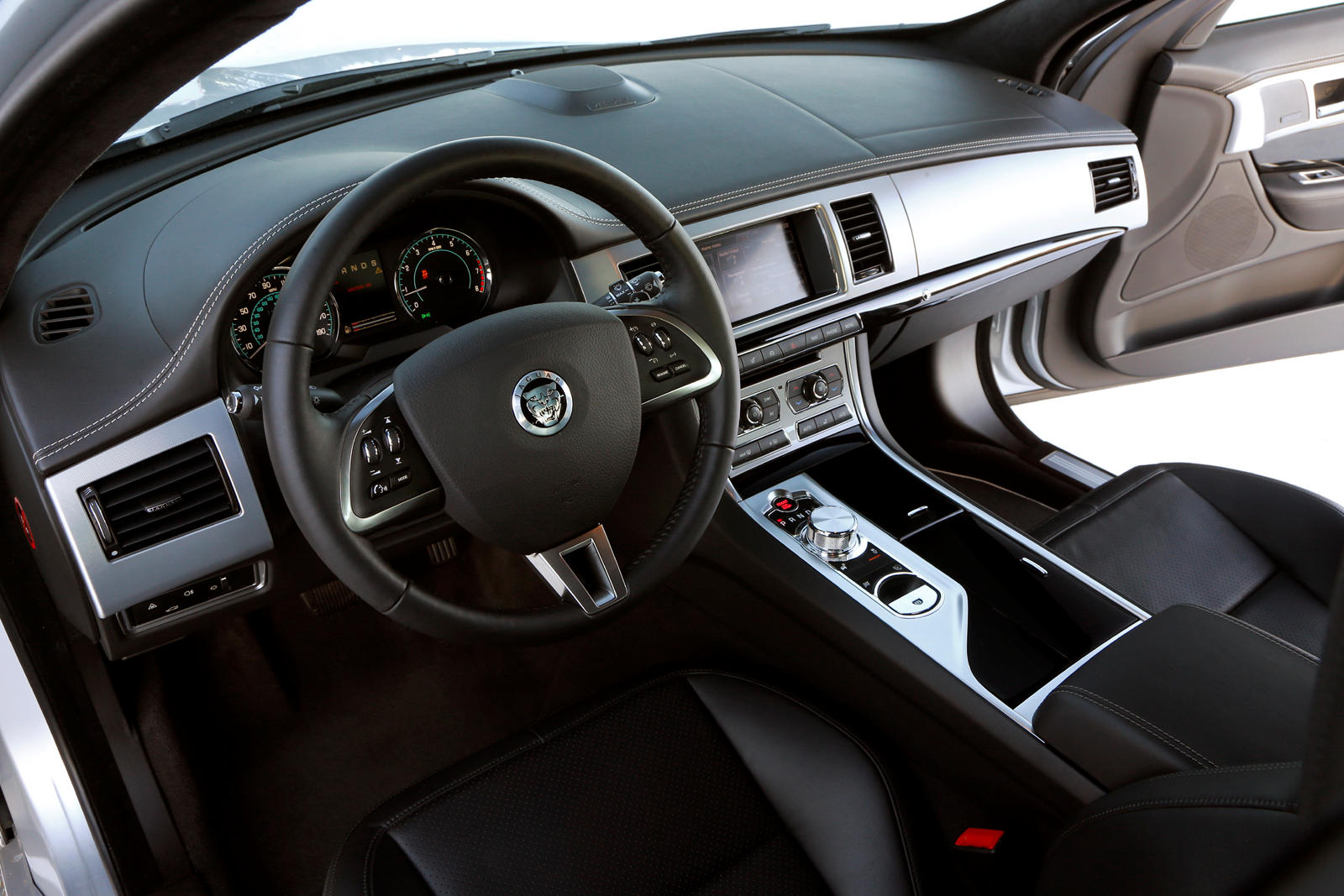 2012 Jaguar XF Sedan Interior Photos | CarBuzz