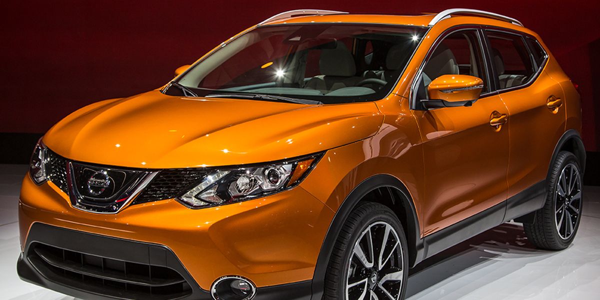 2017 Nissan Rogue Sport Photos and Info &#8211; News &#8211; Car and Driver