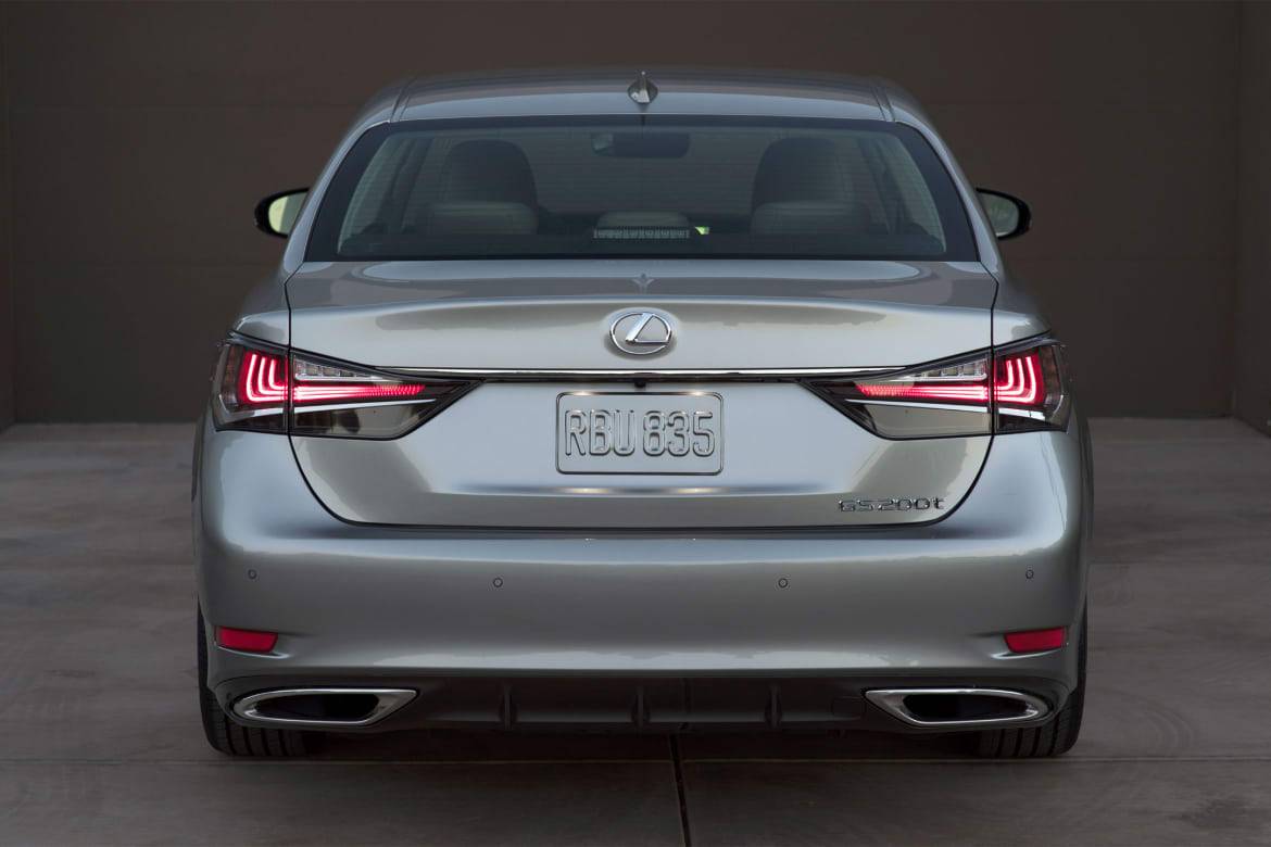 2016 Lexus GS 200t: A New Turbo for GS Sedan | Cars.com